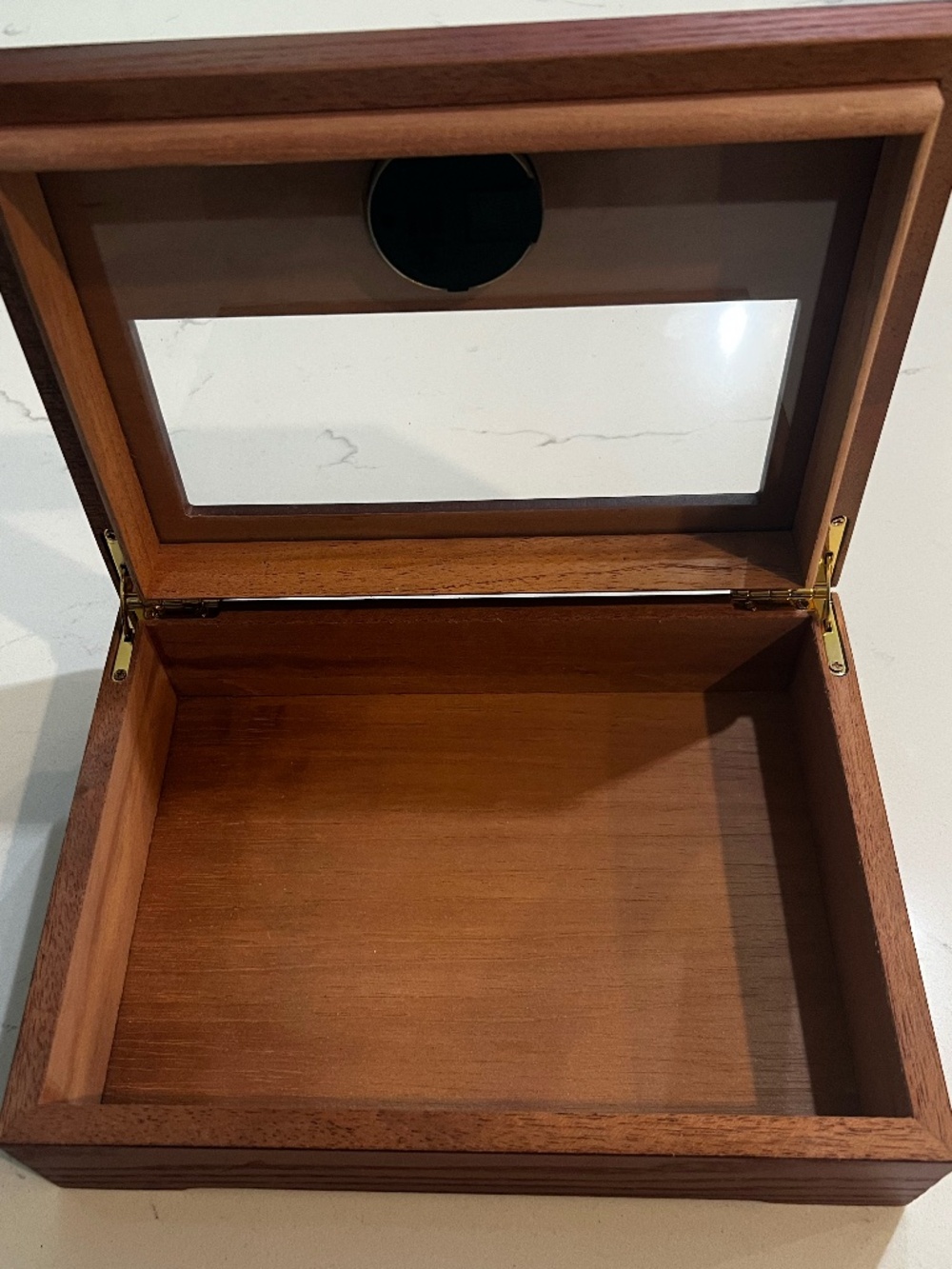 Cigar Humidor - Picture 3 of 5
